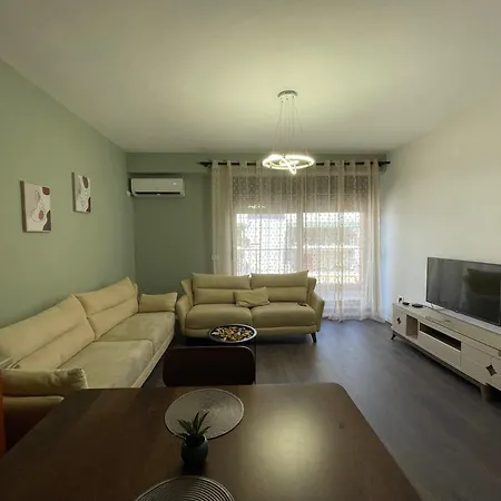 Jo-al, Delijorgji Apartman