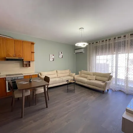 Jo-al, Delijorgji Apartman *