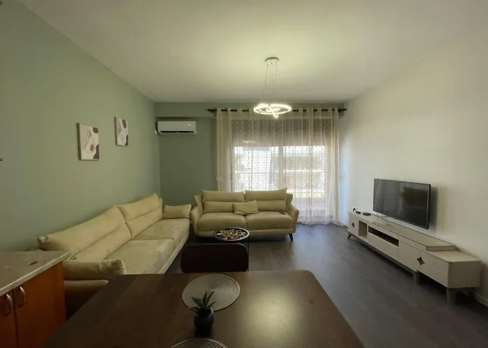 Jo-al, Delijorgji Appartement