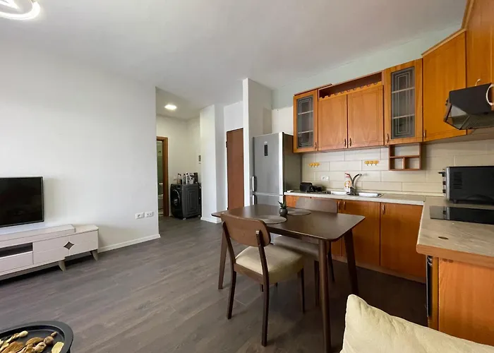 Jo-al, Delijorgji * Tirana